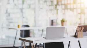 Comunicado - expediente suspenso neste feriado