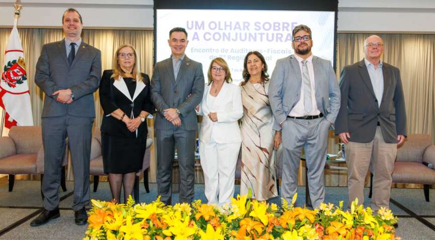 Encontro debate justiça fiscal e valorização dos Auditores-Fiscais